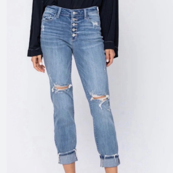 Judy Blue Denim - Judy Blue Boyfriend Fit Button Fly Frayed Hem Jeans